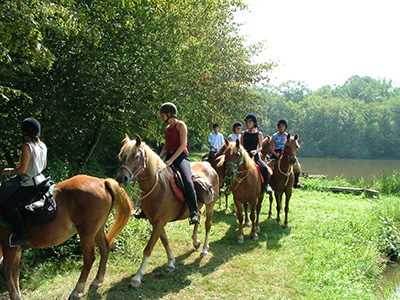 Centre Equestre Poney-Club de Prunevaux 58 Nievre Bourgogne